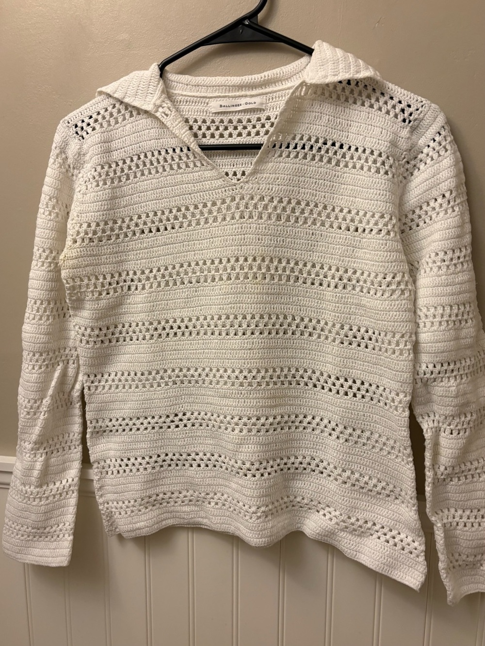 Ballinger Gold White Open-Knit Collared Sweater Top